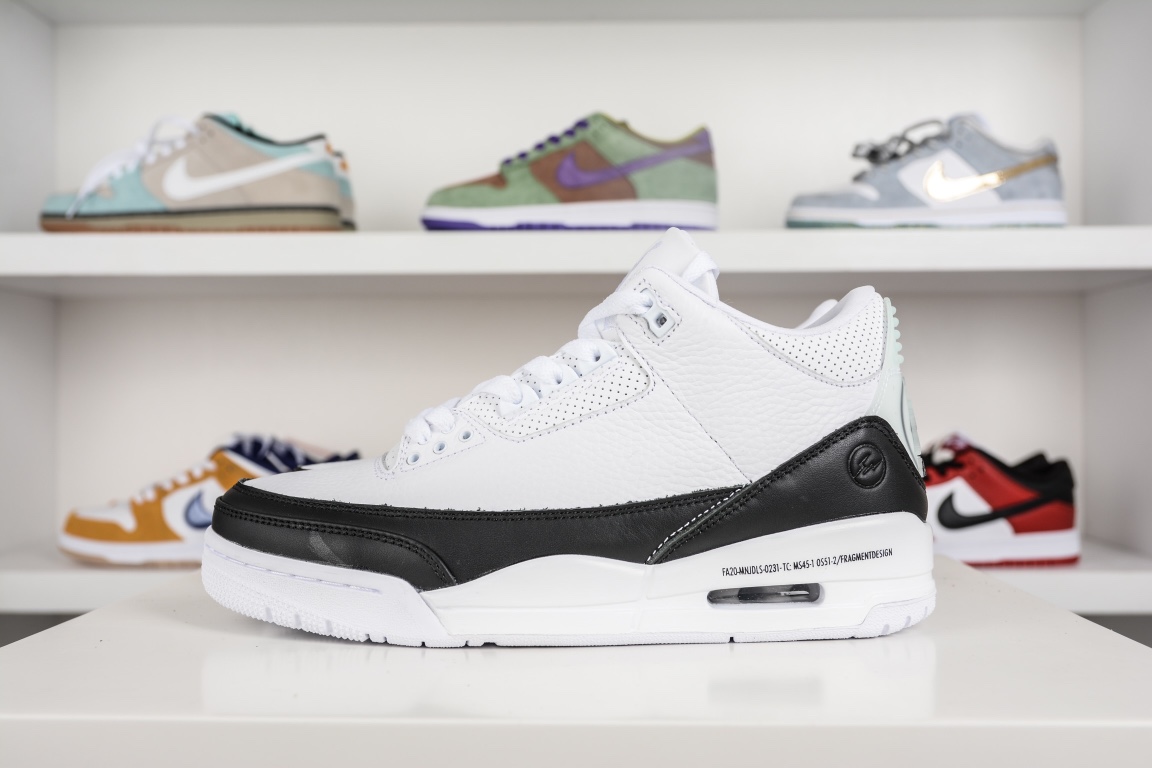  [FRAGMENT x NIKE] G 프라그먼트 X 나이키 에어조던3 레트로 SP DA3595-100