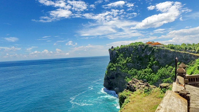  발리 여행지 울루와뚜 힌두사원 (Pura Luhur uluwatu)
