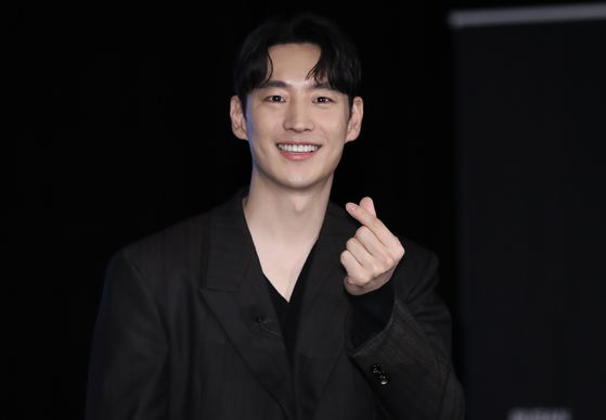  영화 노량 이순신 아들여진구 쿠키 이제훈