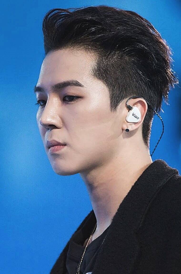 가수-송민호