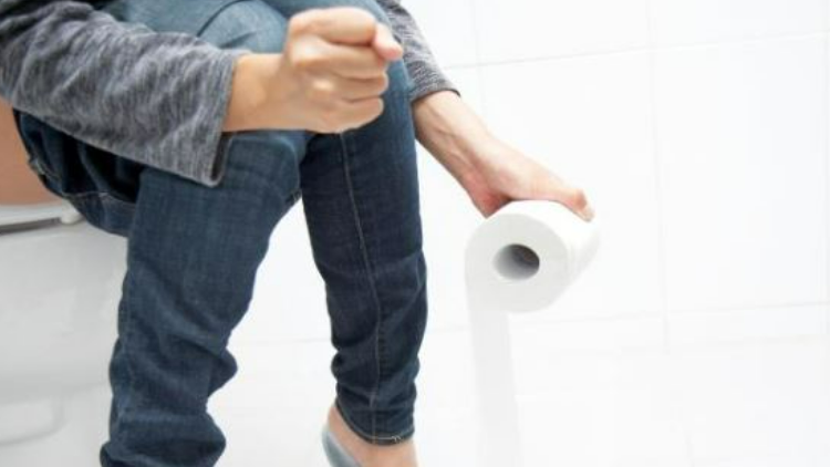  대변 냄세가 심하신가요? 원인을 알려 드립니다.