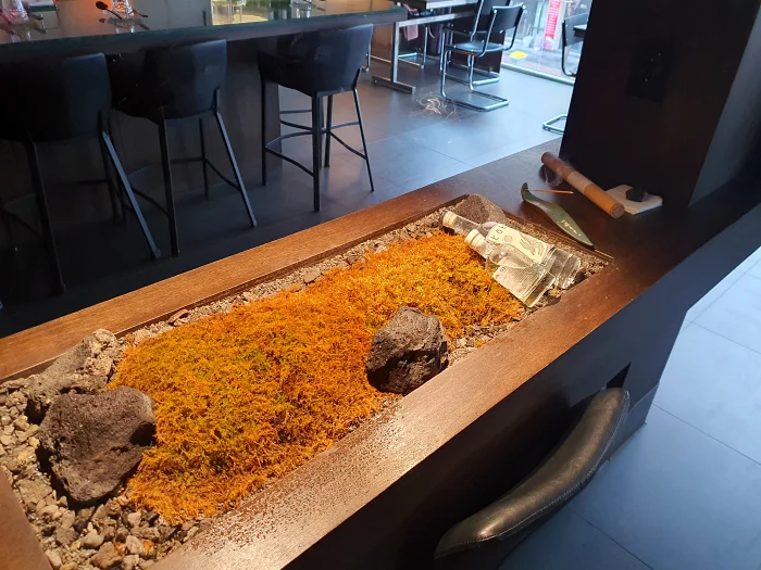 이조강서점 내부