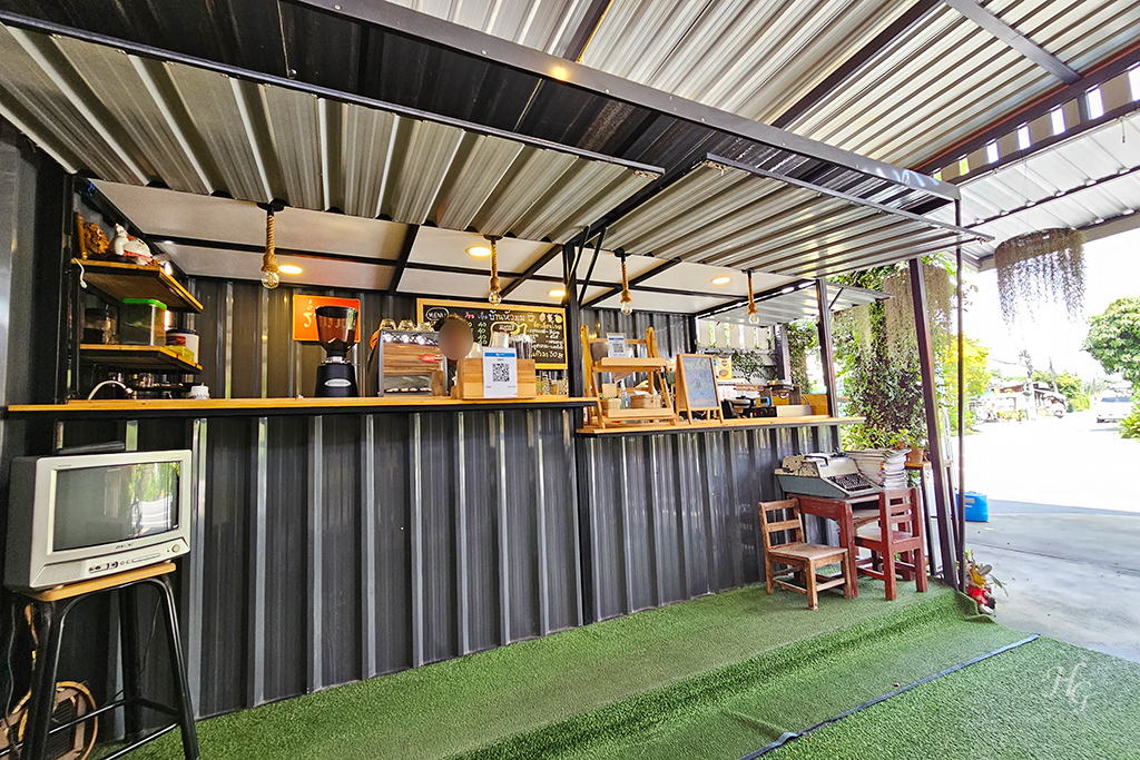 태국 방카차오 Bang Kachao 홈메이드 카페 บ้านหัวมุม Homemade Cafe 카운터 및 커피 제조 공간