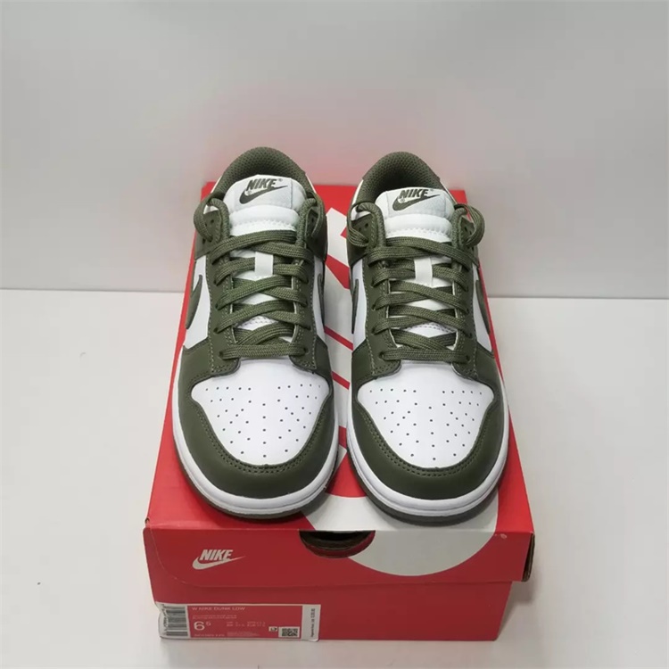  [NIKE] 나이키 덩크 로우 우먼스 미디엄 올리브 DD1503-120 (PKgod버전)