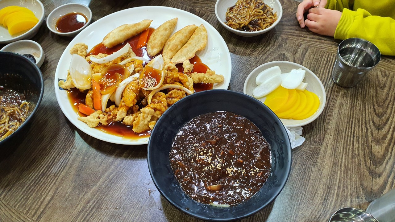 천안문쌀짜장 이미지