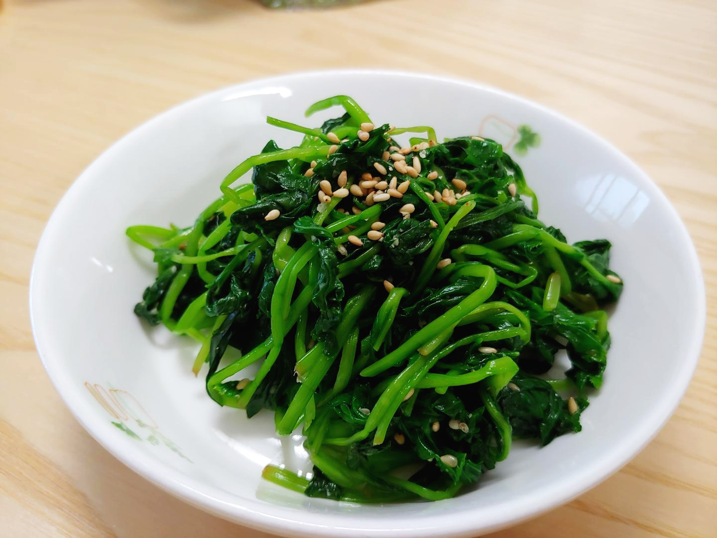  간단하고 쉬운 참나물 무침 만들기. 참나물 무침 레시피.