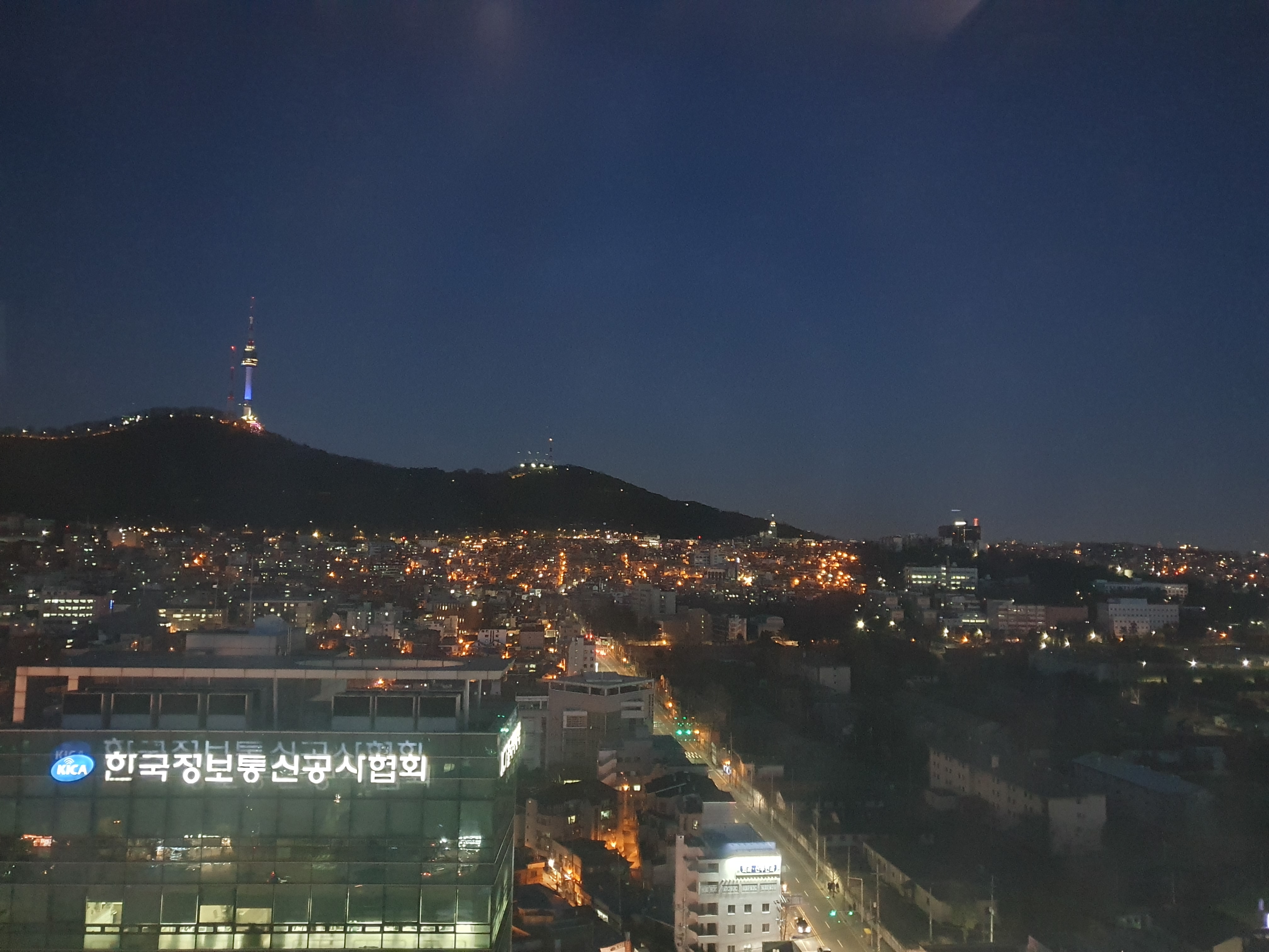 남산라운지 이미지