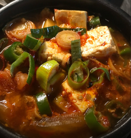 백반기행 용산 항정살(황지살) 오이지냉국수 맛집