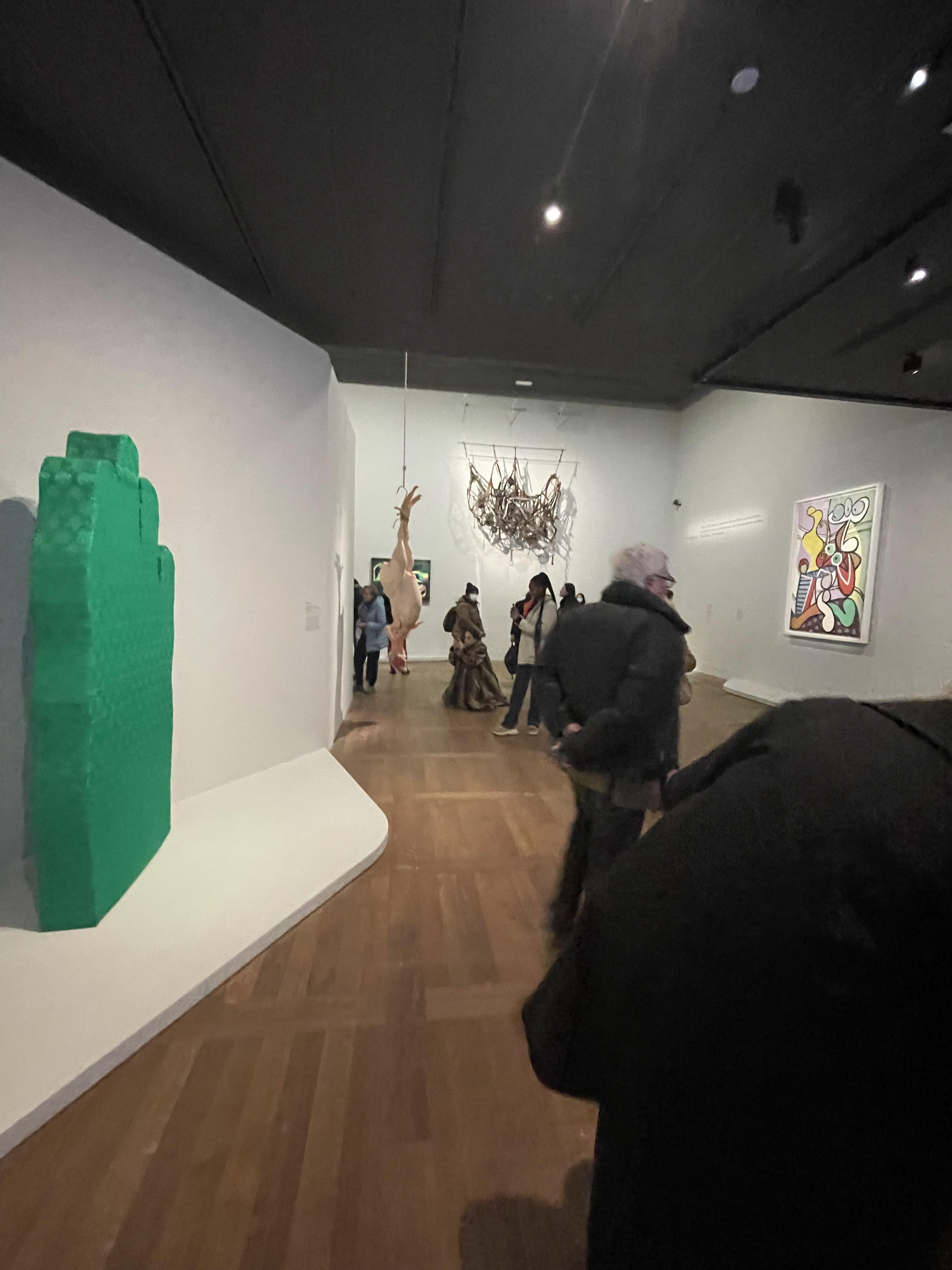 사물들, 루브르박물관 전시회, 46