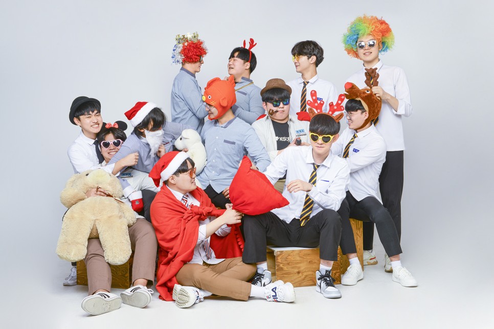 우정 짤 포즈랑 콘셉트 신경 쓰지 마세요! 광주우정사진스튜디오 33