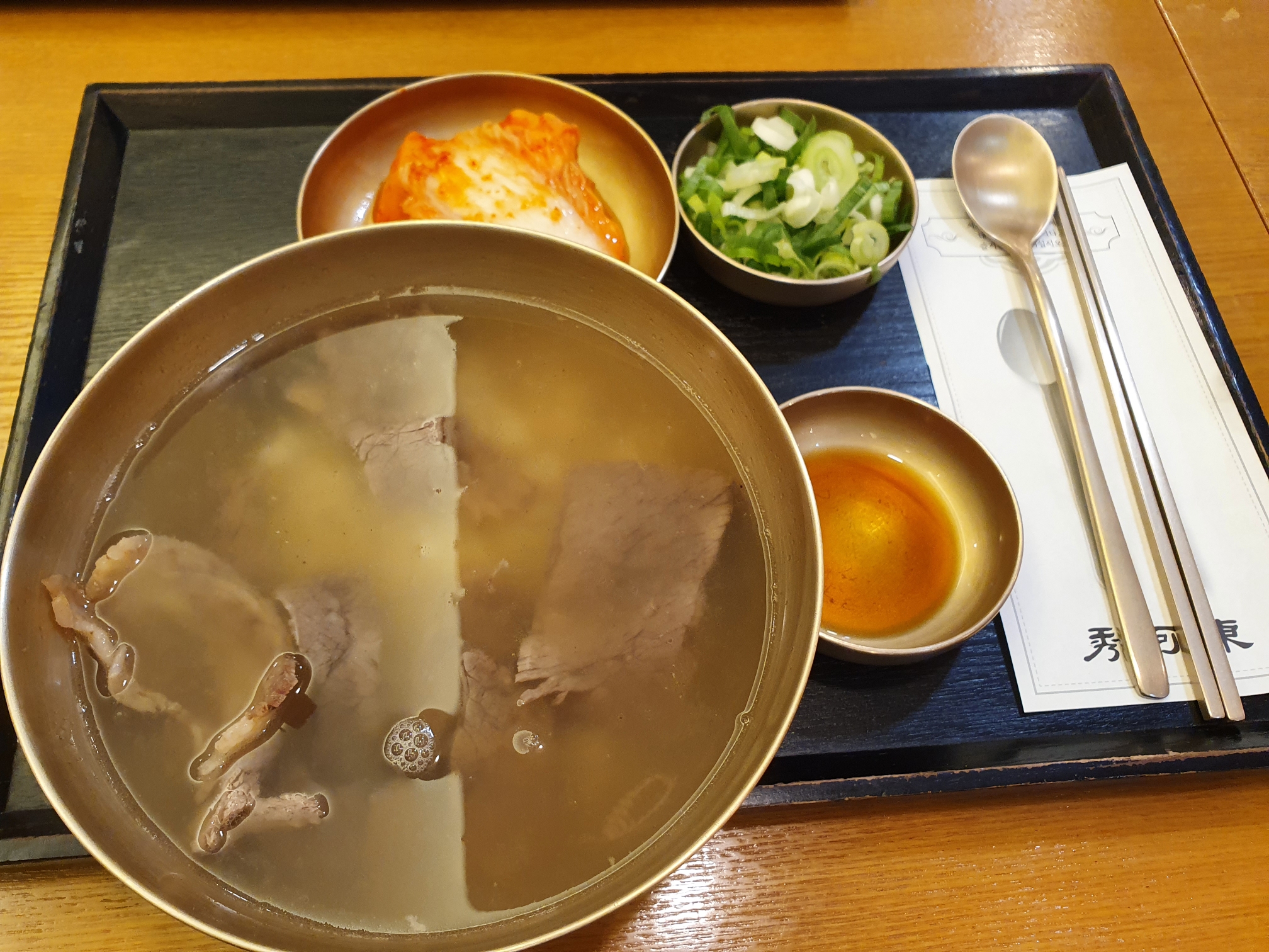  잠실 롯데월드 자극적이지 않은 한식으로 곰탕 한 그릇 - 수하동 내돈내산 솔직후기