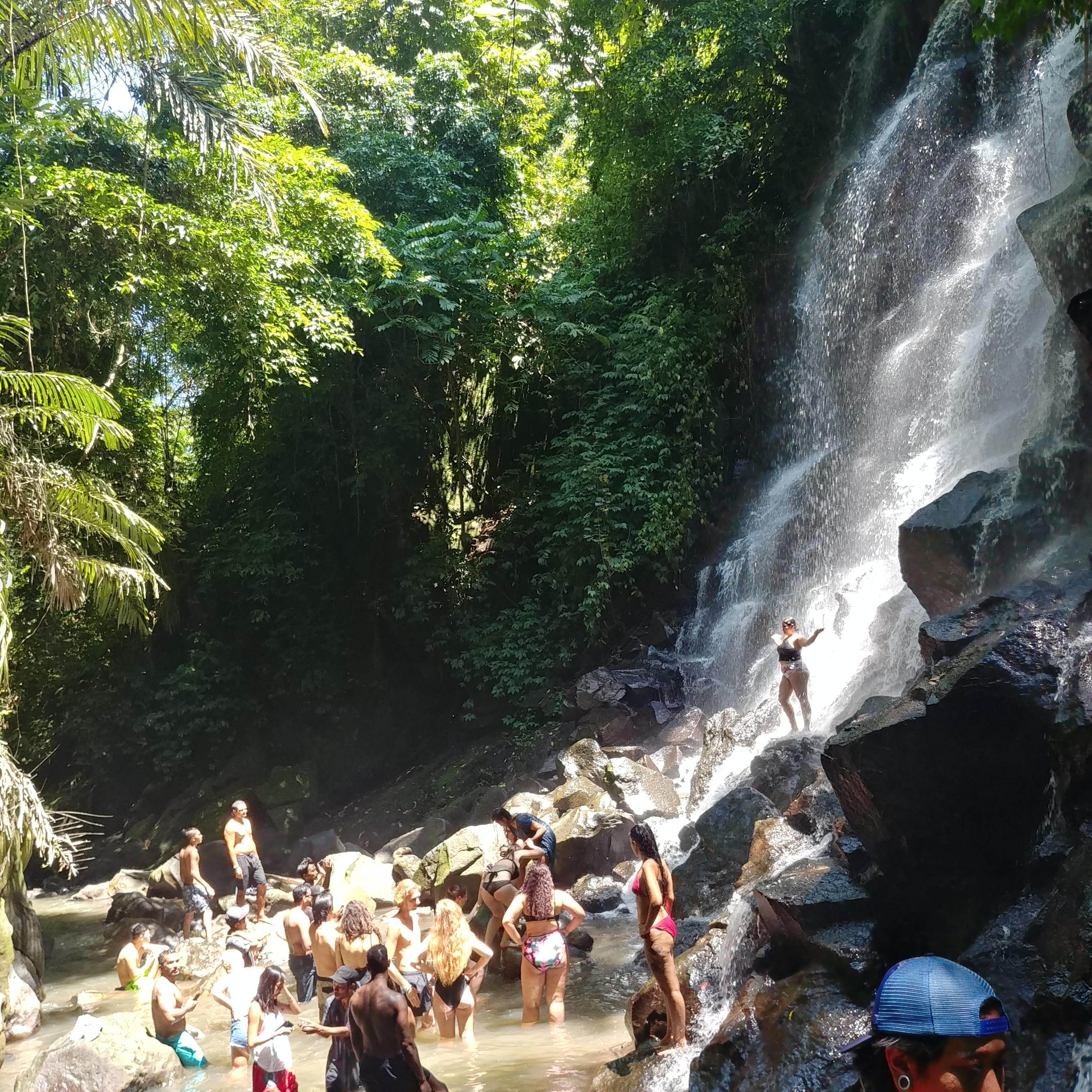 발리 우붓 폭포 여행 Kanto Lampo Waterfall