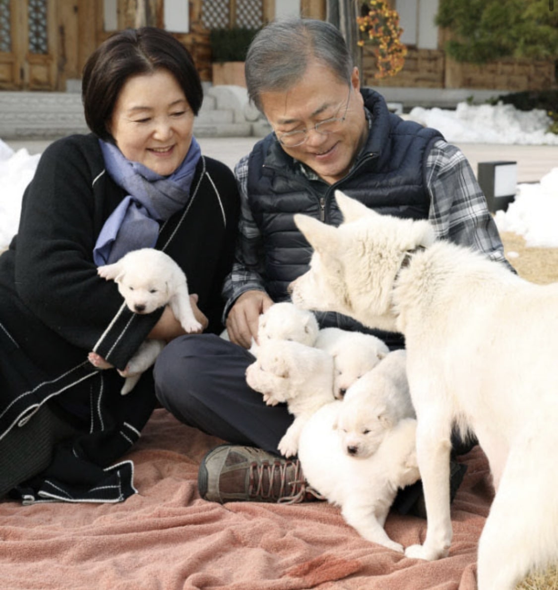 문재인-김정숙-풍산개