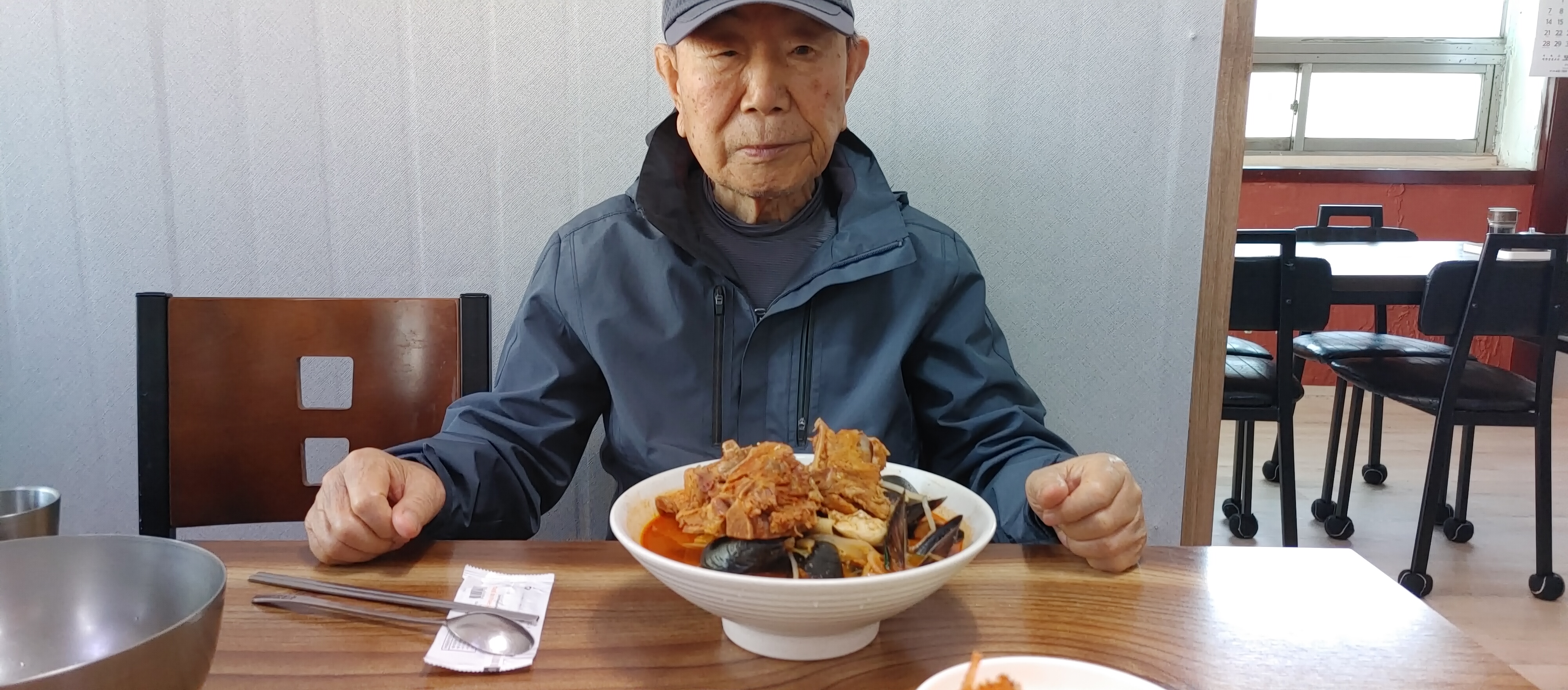 연하루뼈대짬뽕 이미지