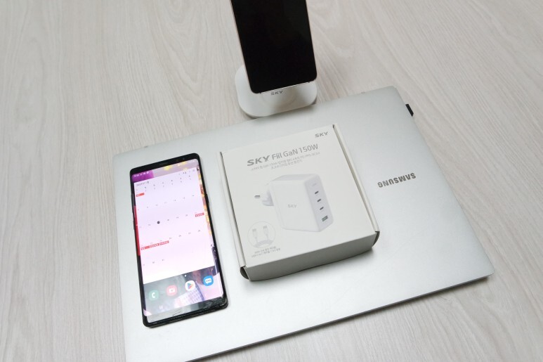  C타입 노트북 충전기 스카이 필 GaN 접지 150W PD 4포트