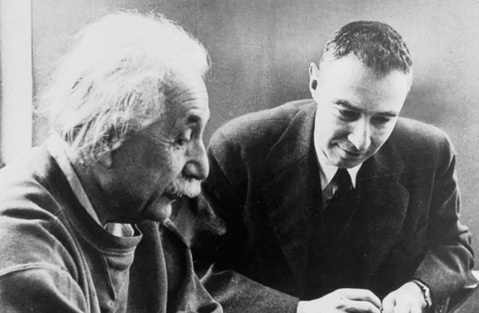 아인슈타인과 오펜하이머