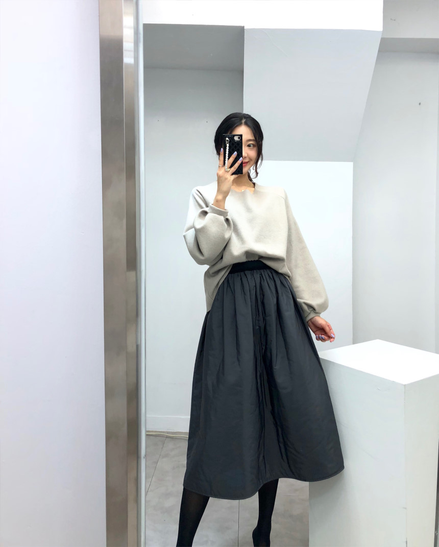 패딩 롱스커트