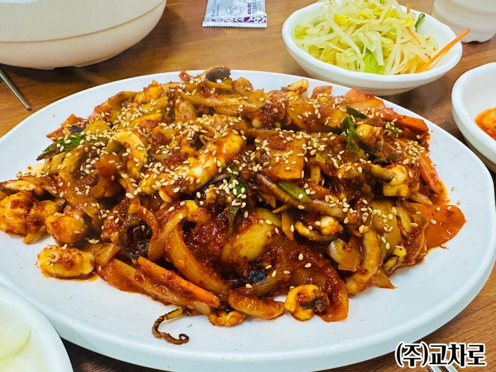 매콤낙지볶음