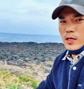 제주도민-가수-이정