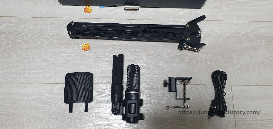 내돈내산 ZealSound A68S Professional Recording Microphone Set, 알리 익스프레스 USB 마이크 개봉기 및 녹음 품질 확인 - 3. 마이크 SET 구성 마이크 부품들