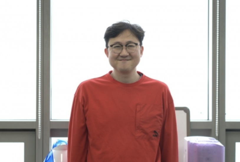  정치평론가 유재일 나이 학력 이력 페이스북 프로필