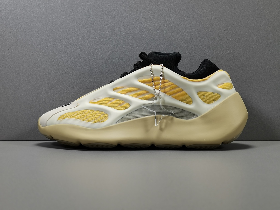  [ADIDAS x YEEZY] 아디다스 X 이지부스트 700 V3 새플라워 SAFFLOWER G54853