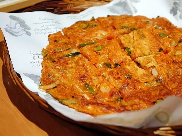 김치 두부전, 다이어트 중에도 바삭함 즐겨요