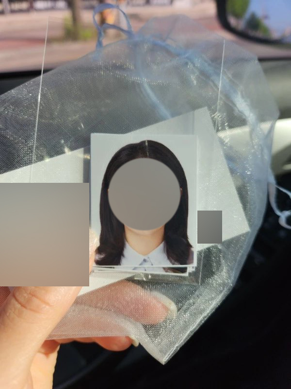  여권사진 흰옷, 옷색깔 흰색옷 안되는 이유