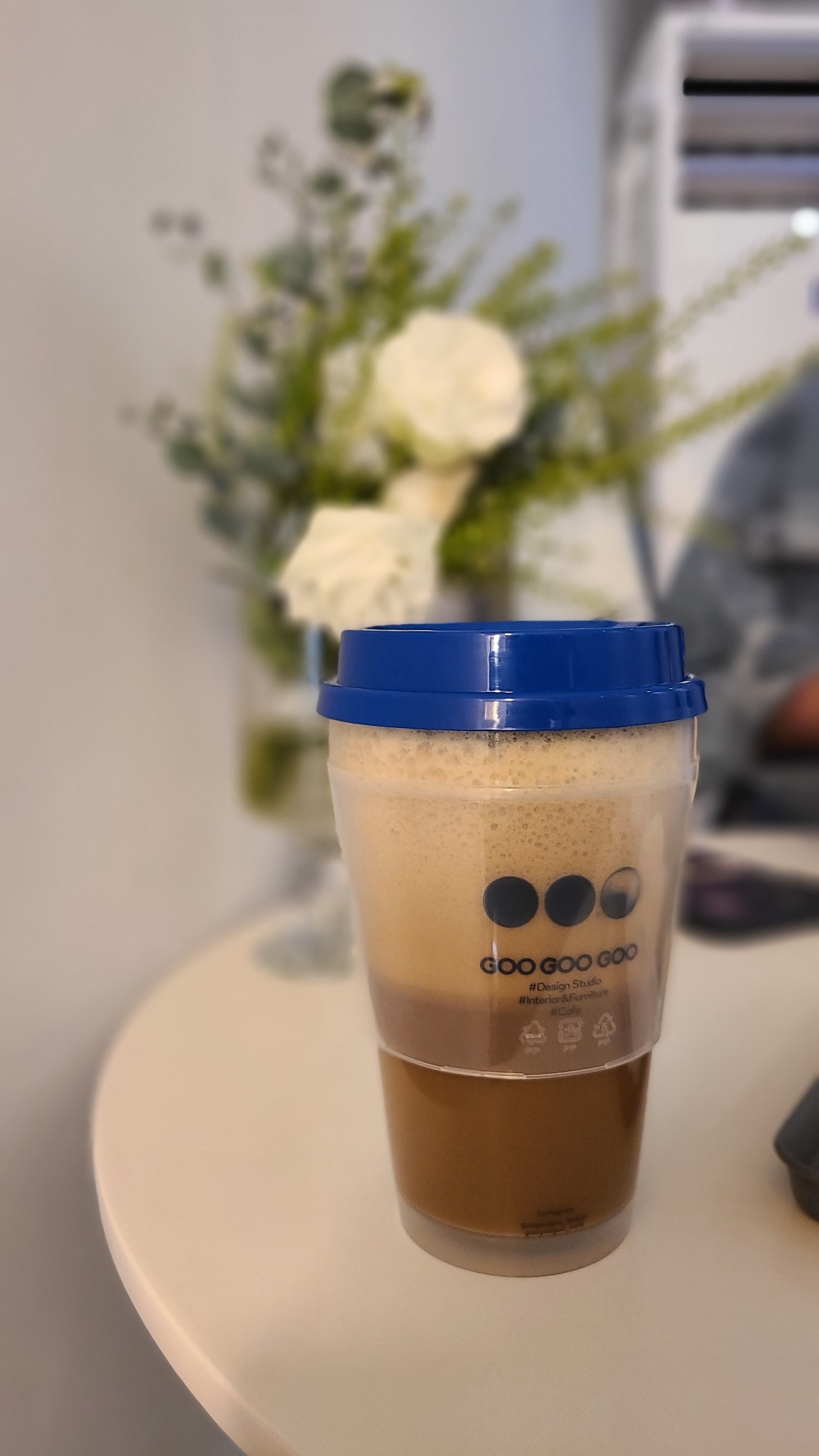  모녀 데이트_고양이가 있는 아담한 카페 <구구구(GooGooGoo)>