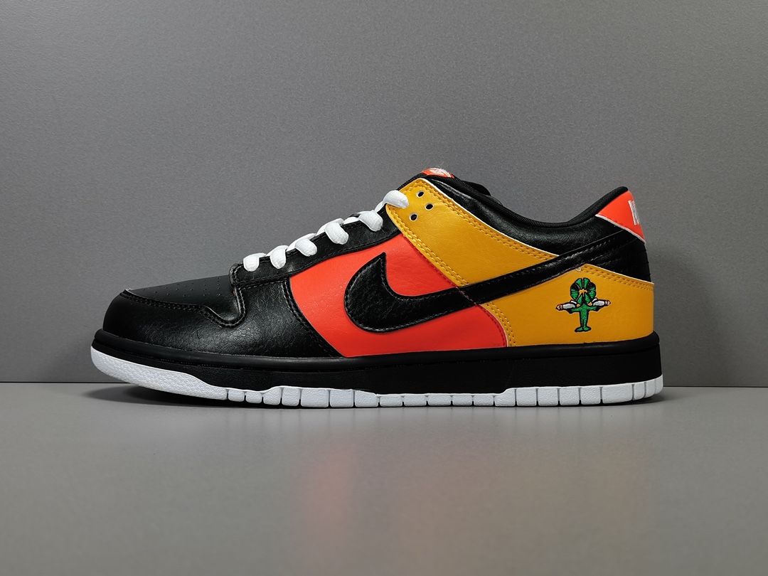  [NIKE] 나이키 덩크 로우 SB 프로 레이건 블랙 304292-803
