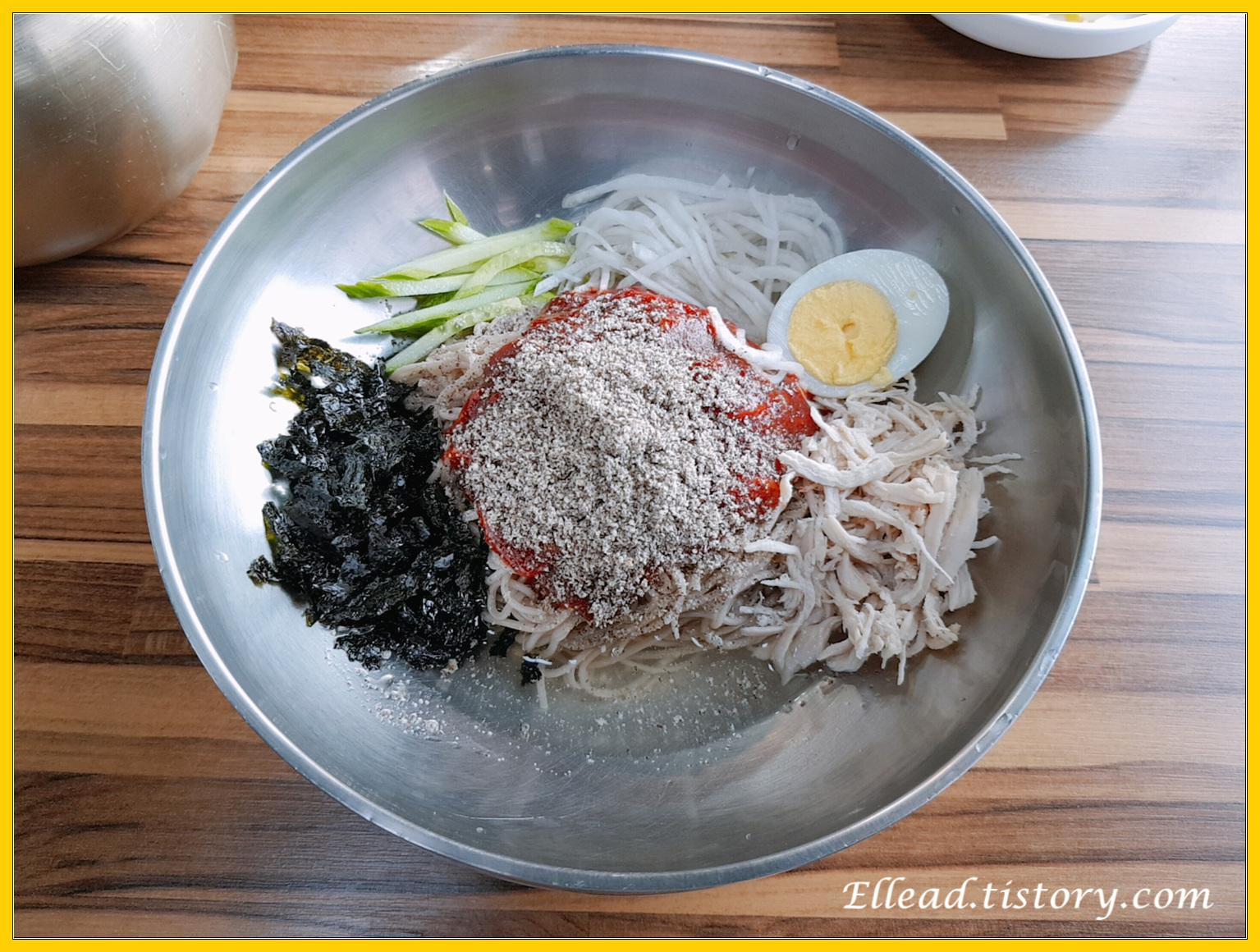  <여주 맛집> 장수 막국수 : 들깨가루와 닭고기 고명