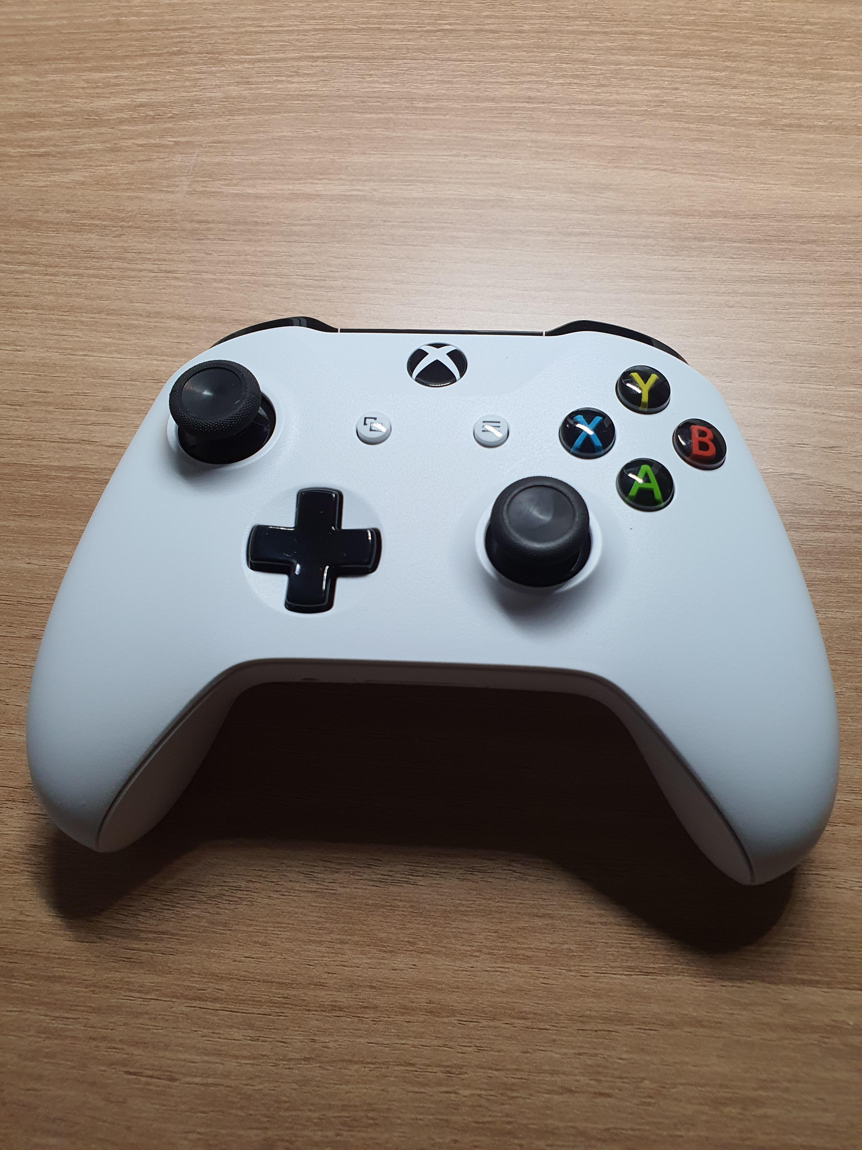  XBOX ONE S 패드 신형 3세대 콘트롤러 + 홀더(개봉기)