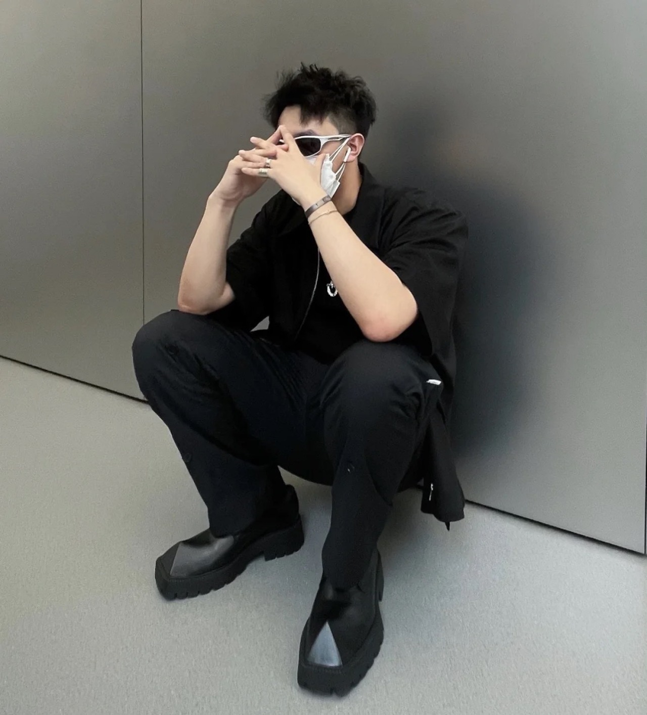  [BALENCIAGA] 발렌시아가 라이노 더비 슈즈 656977 WBB50 1000