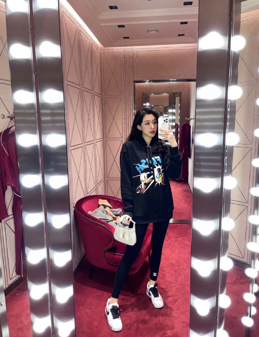  [GUCCI x DISNEY] 구찌 X 디즈니 도널드 덕 스웨트 셔츠 후드 티셔츠 623244 XJDAI 1043