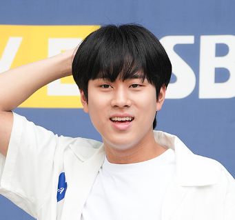 이무진 인스타 프로필 팬카페 고향 나이 키-23 이무진 인스타 프로필 팬카페 고향 나이 키-23