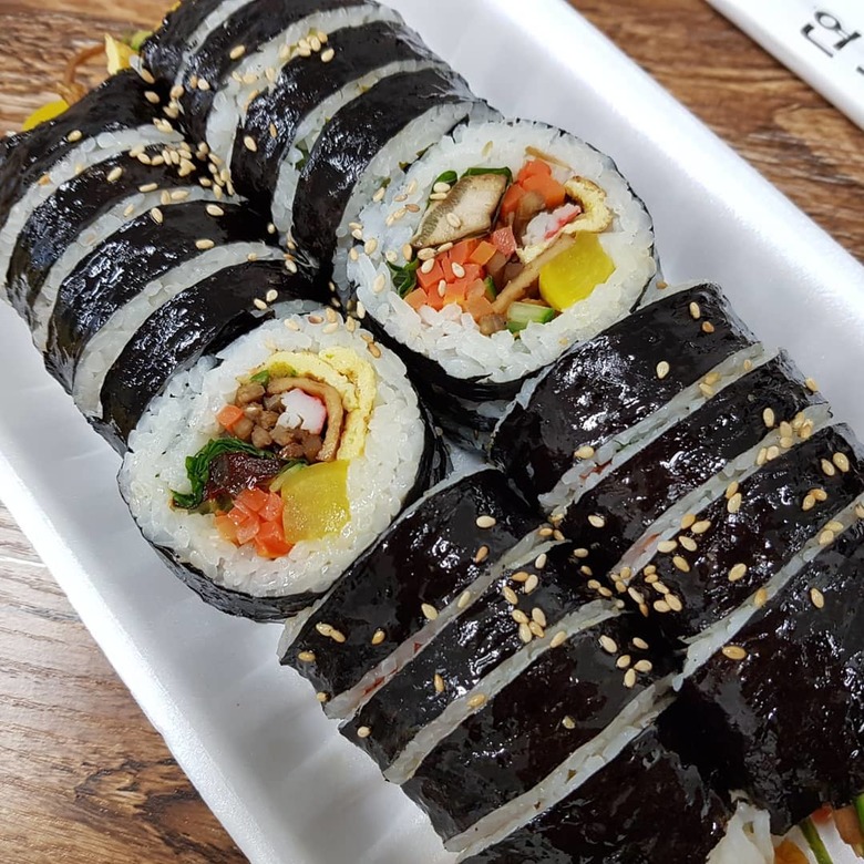 김밥 이미지