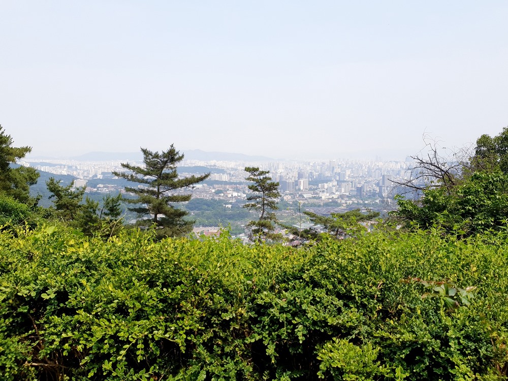 설굴암에서-보는-서울시내