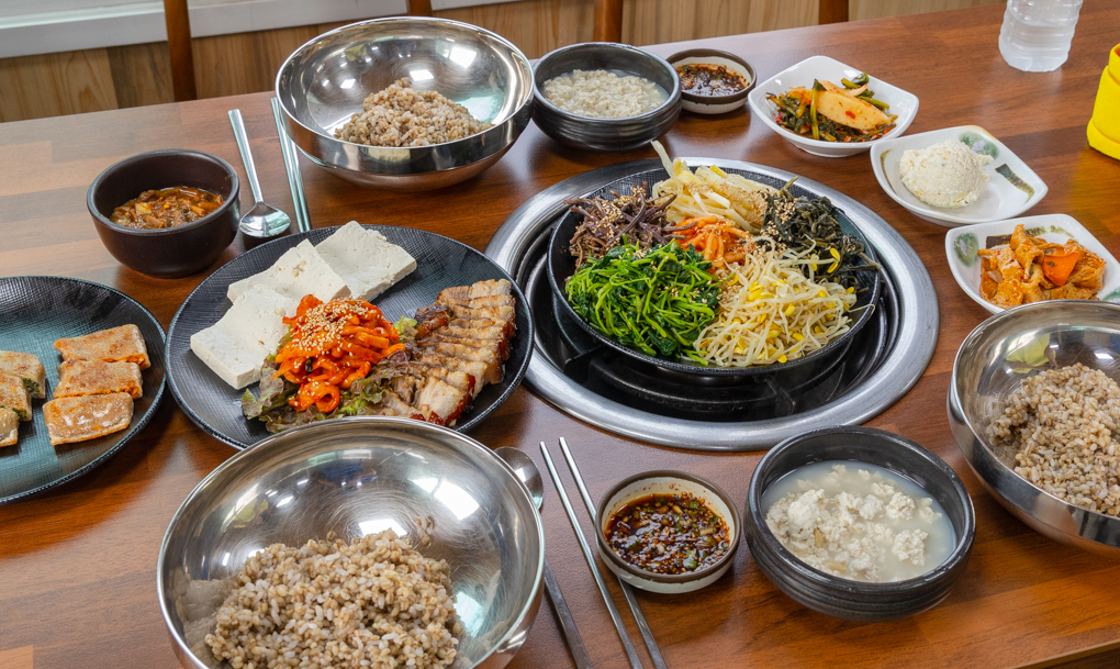 가평 잣두부 보리밥 정식