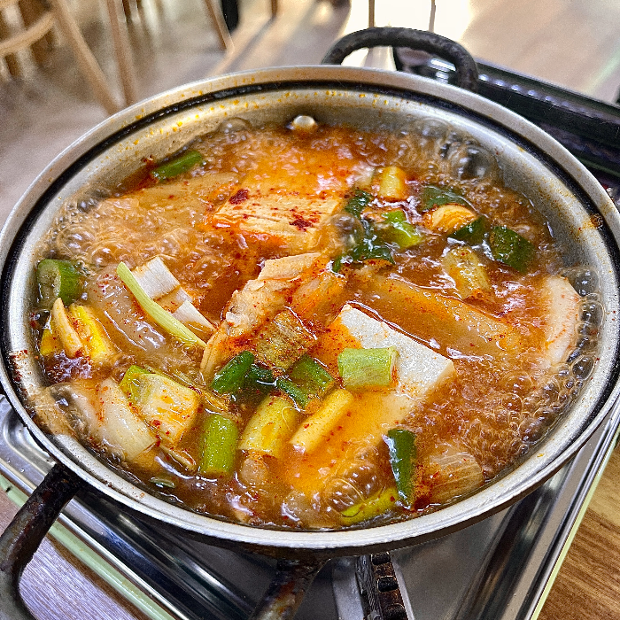 물회매운탕