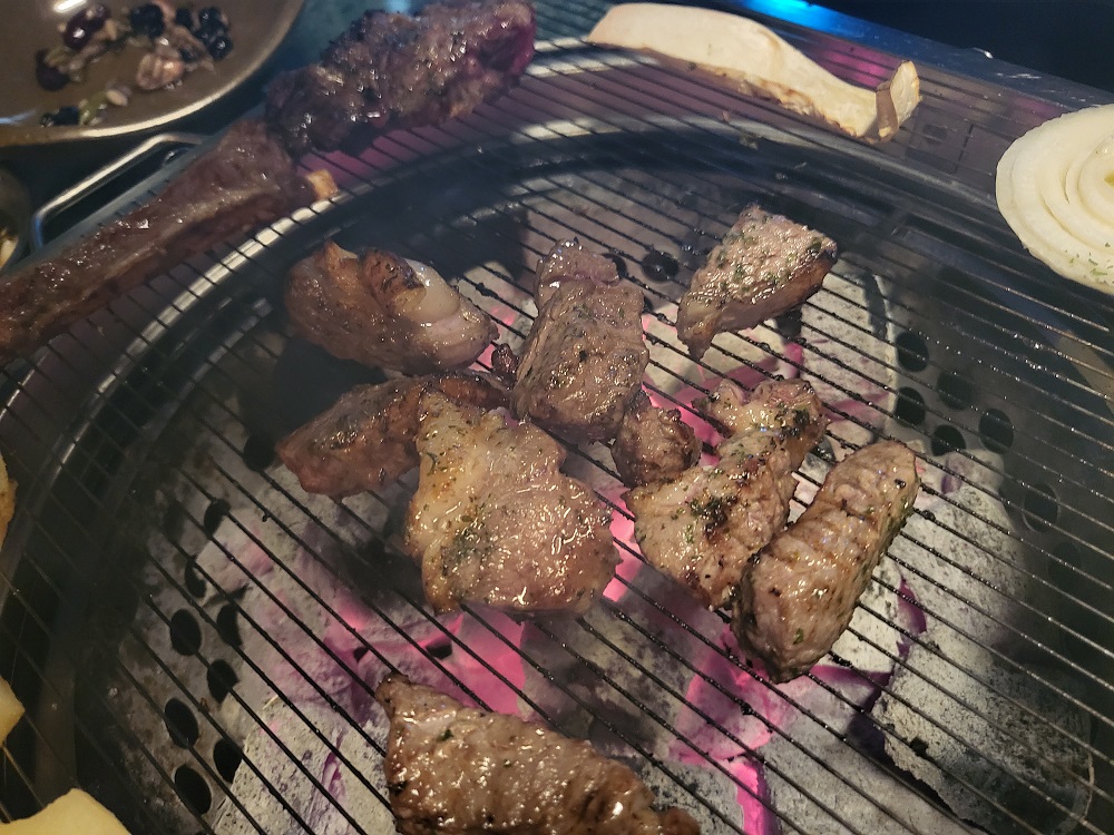  대구 봉리단길 대봉동 토마호크 맛집, 대봉집 컴퍼니! 데이트나 가족외식으로 굿. 근데 토마호크를 굳이 여기서..!? 주차 팁
