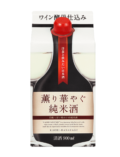 와인 그림이 그려진 일본 사케 팩