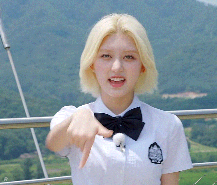 iu23