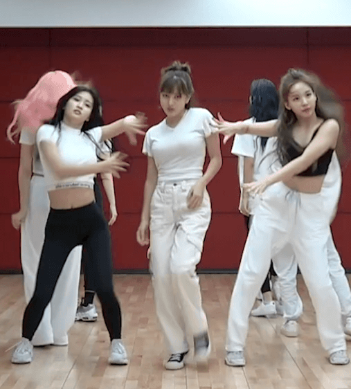  트와이스 안무연습
