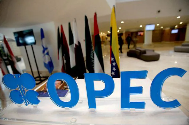 OPEC+ 실망에 유가 급락