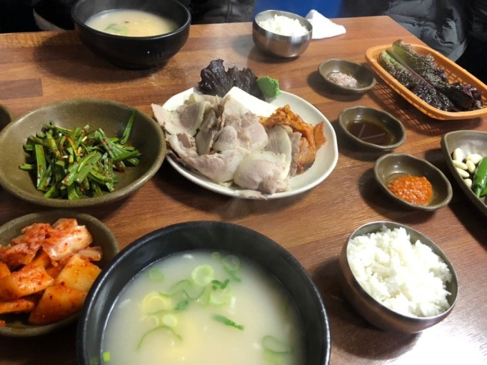 영진돼지국밥 본점