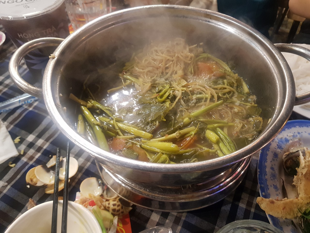호치민 5군 로컬 맛집 - Oc Ngon 109, 로컬 술집