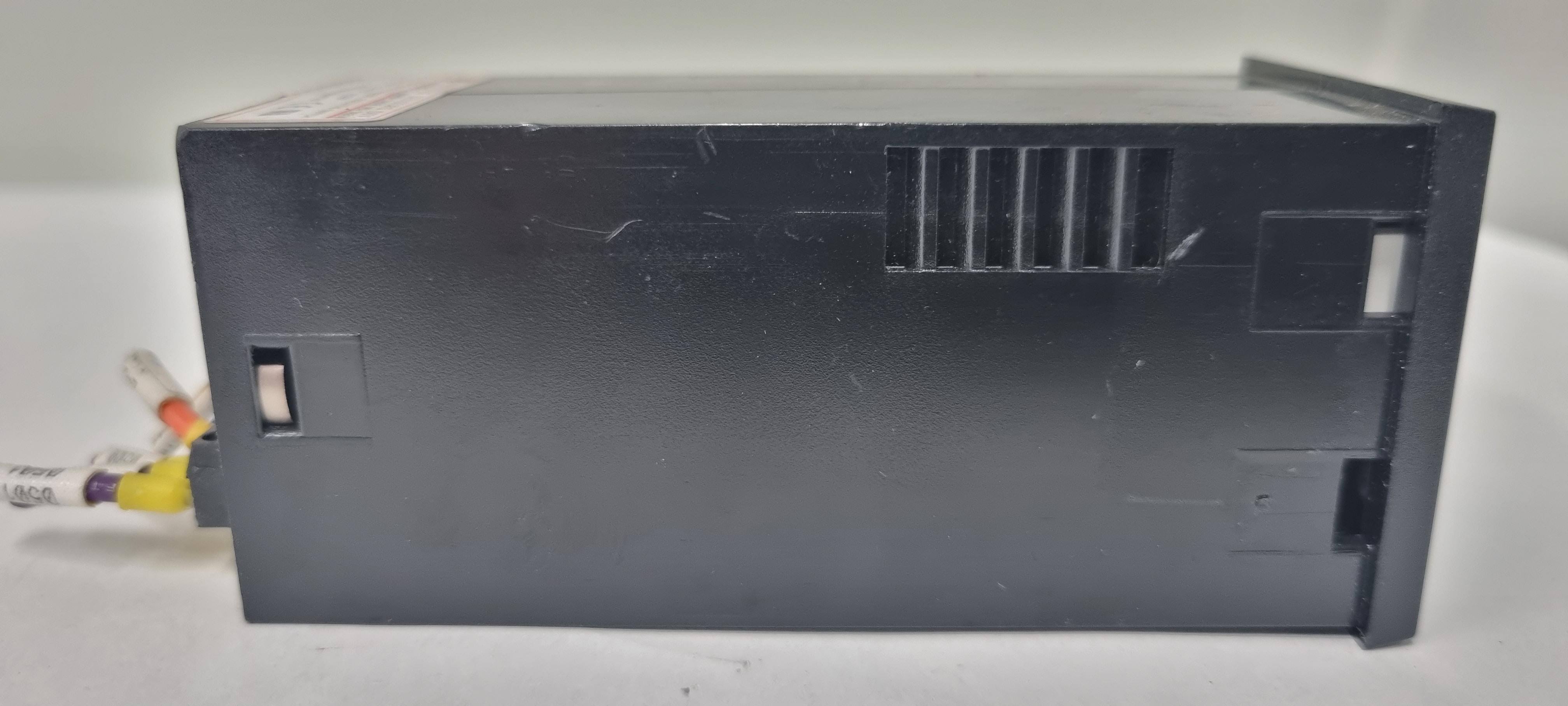 ue-precision-pressure-switch-ldp1000p-15