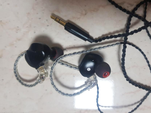  TRN VX 6BA+1DD 이어폰 사용후기