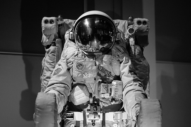 우주비행사 트레이너 (Astronaut Trainer)란?