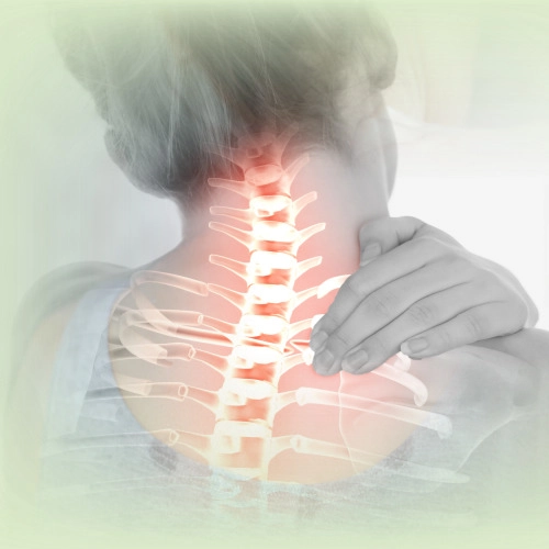  뒷목 뻐근 증상의 원인, 종류 그리고 대처법
